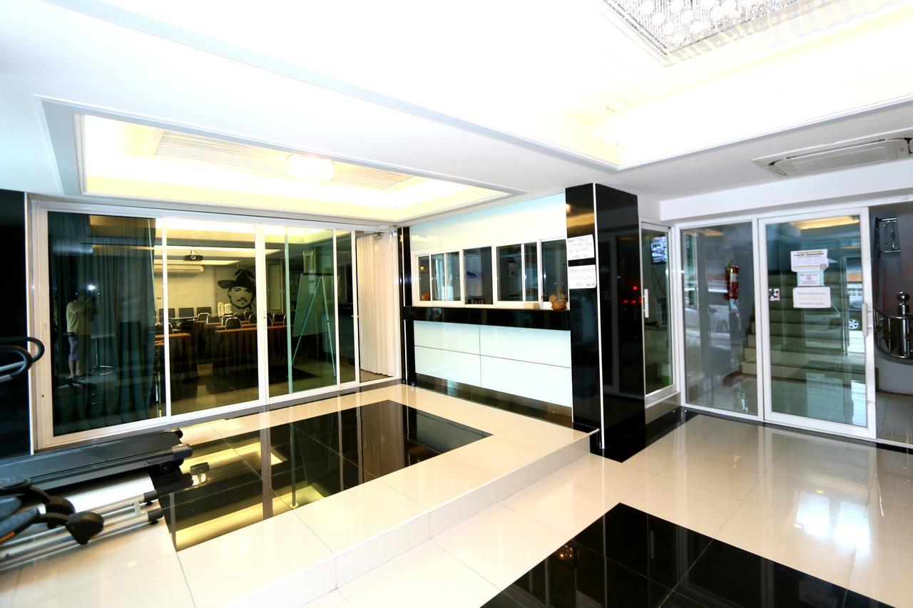 T3公寓式酒店 曼谷 外观 照片